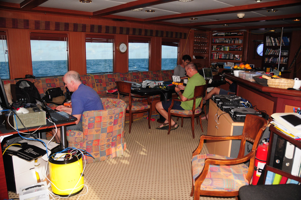The main salon is the "nerve centre" on board Whale Song for the DSTO team activities.  In this area, currently resembling a computer lab, on the dinner table, minor and major running repairs to the vehicles are undertaken, as well on the boat-deck.